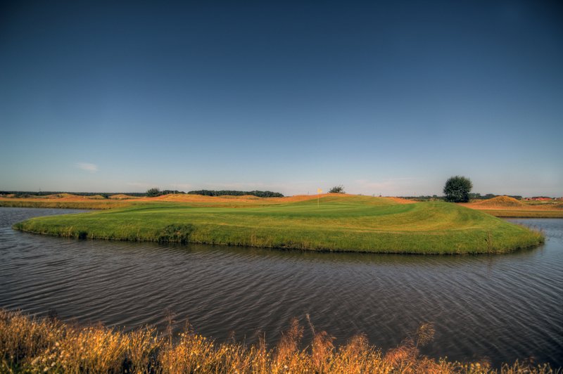 Golfanlage Schloss Lütetsburg GmbH & Co. KG in Lütetsburg